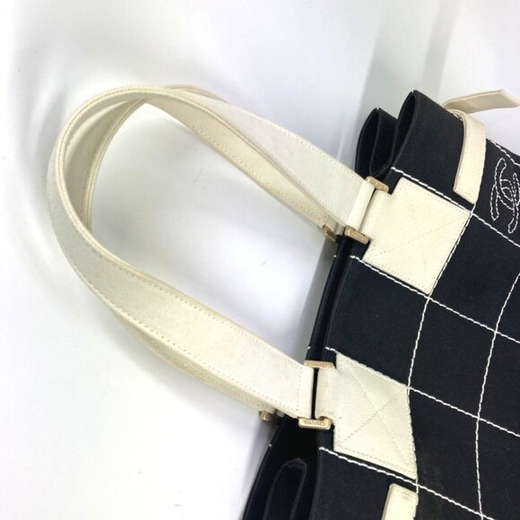 CHANEL Black Canvas Logo Shoulder Bag - Picture 8 of 16